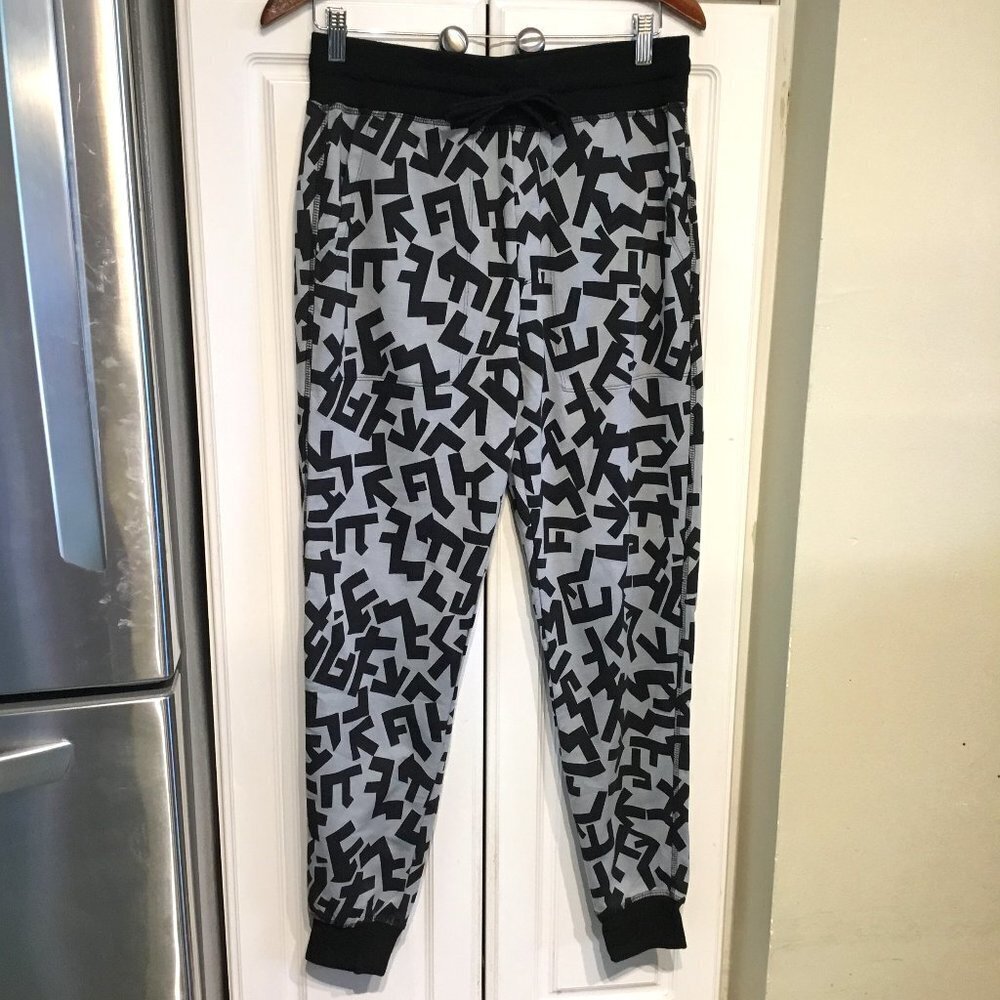 Carbon Graphic Sweat Pants Hip Pockets